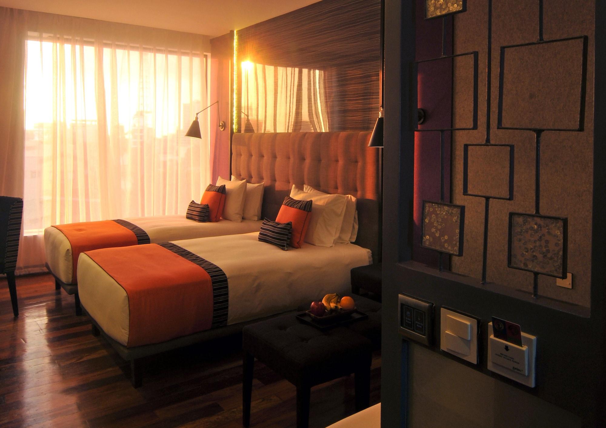 Hive Hotel Quezon City Bagian luar foto